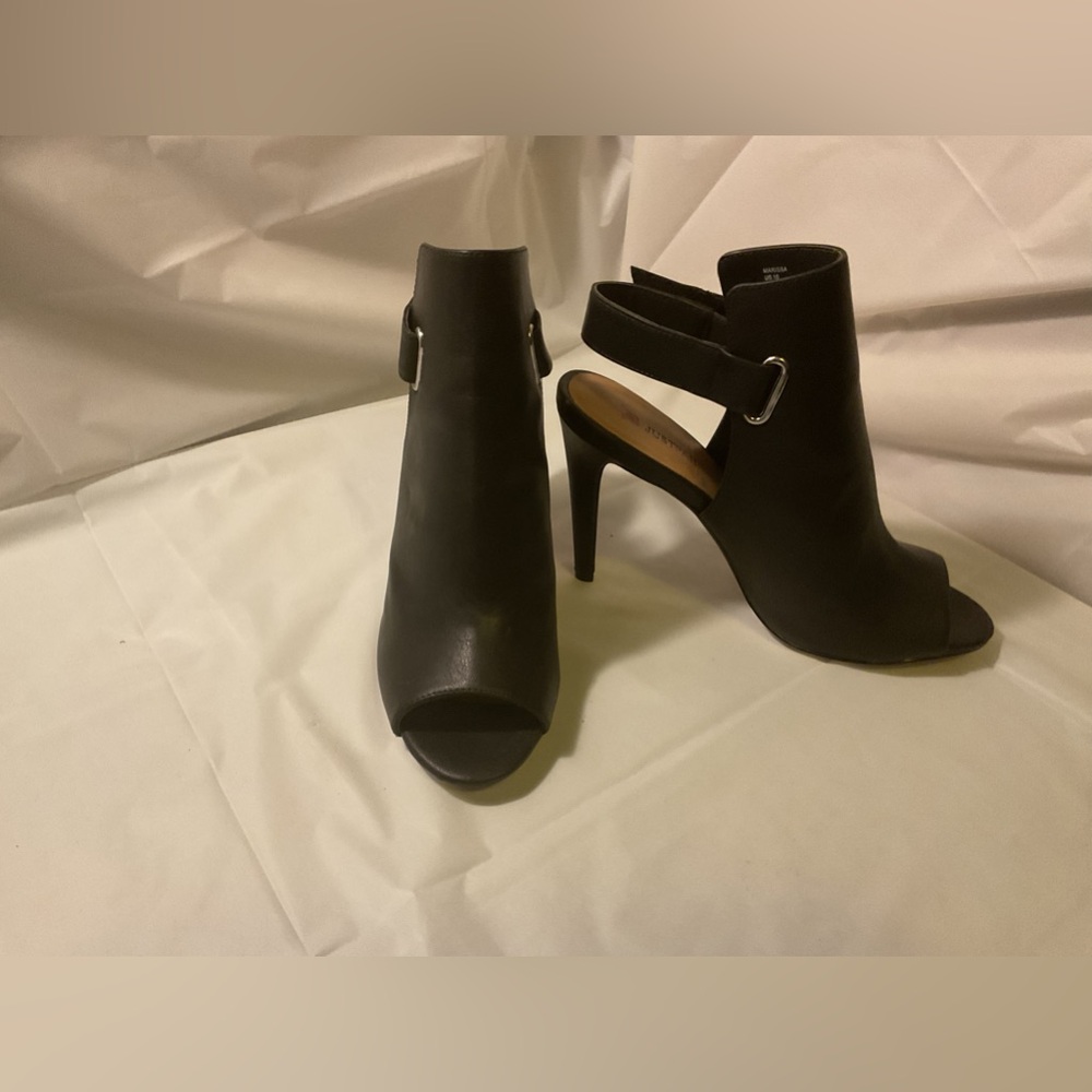4 inch heel, black bootie, open toe, heel open, Justfab, leather size 10 - Picture 3 of 4